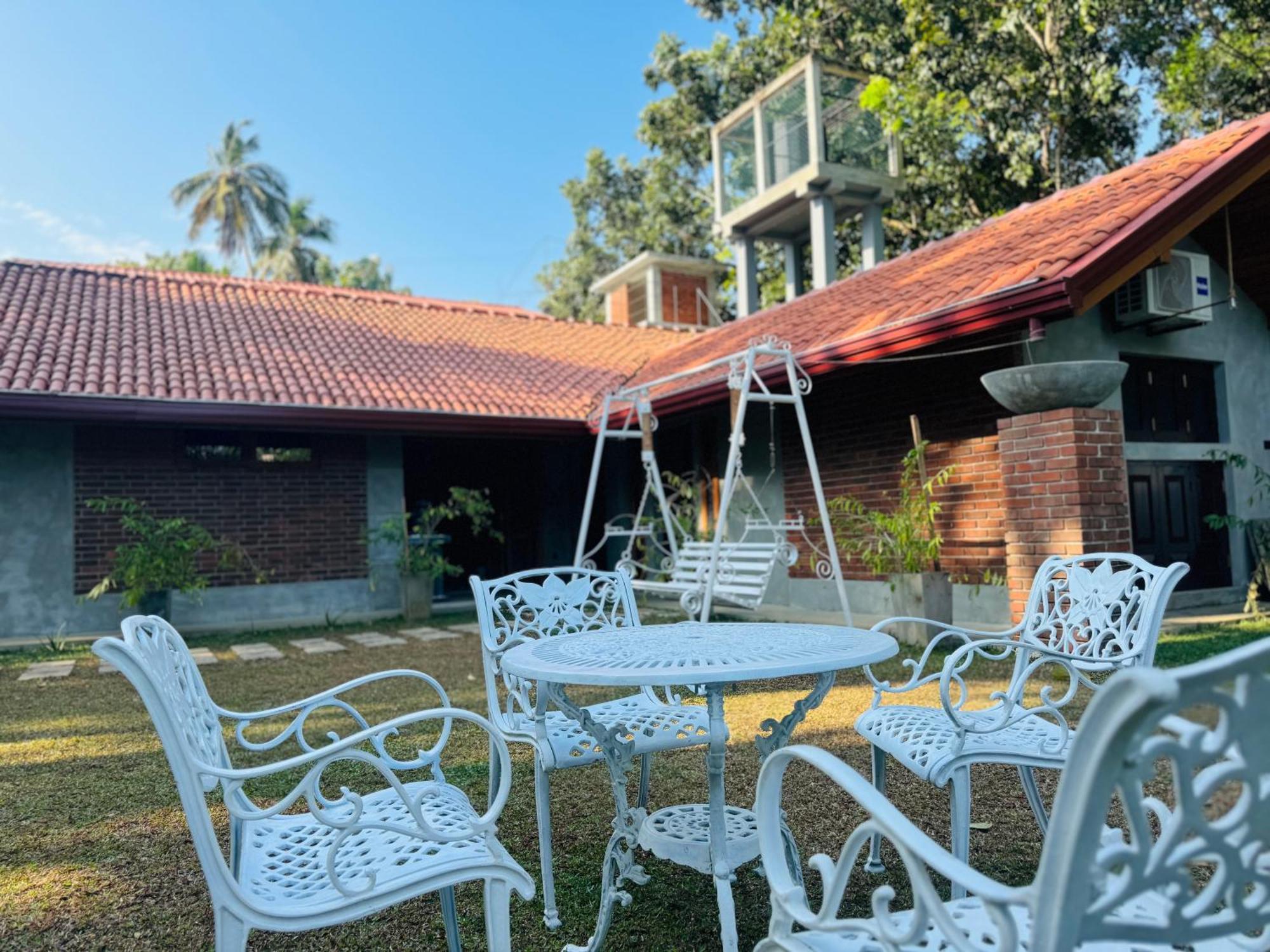 Bappa'S Place Dickwella Exterior photo